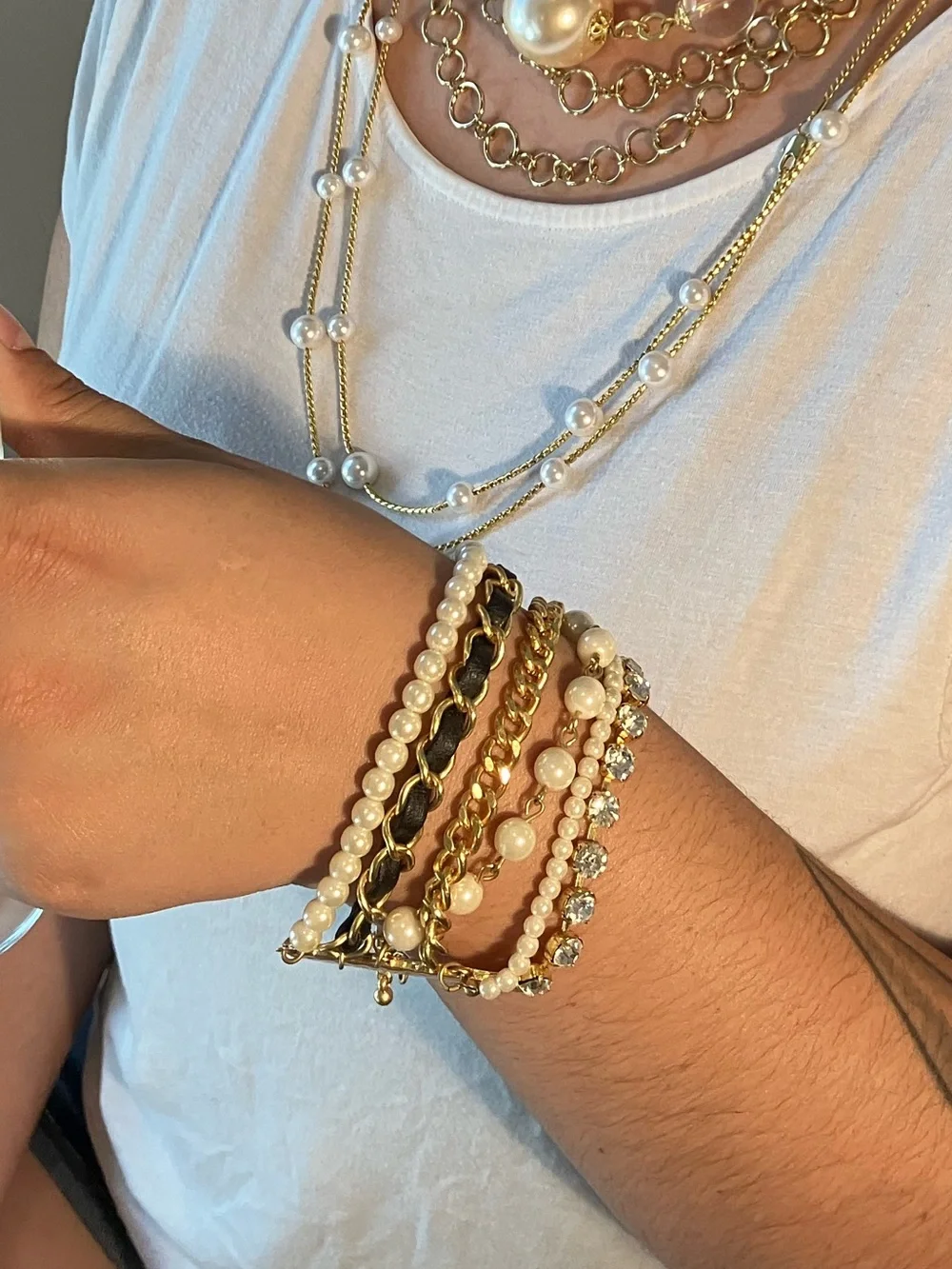Pearls, goldtone and crystal ‘Fashion Scene’ 6 strand bracelet